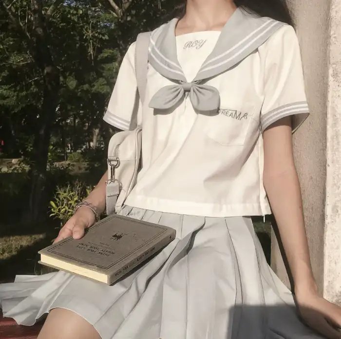 穿越六零年代，我有九层宝塔空间